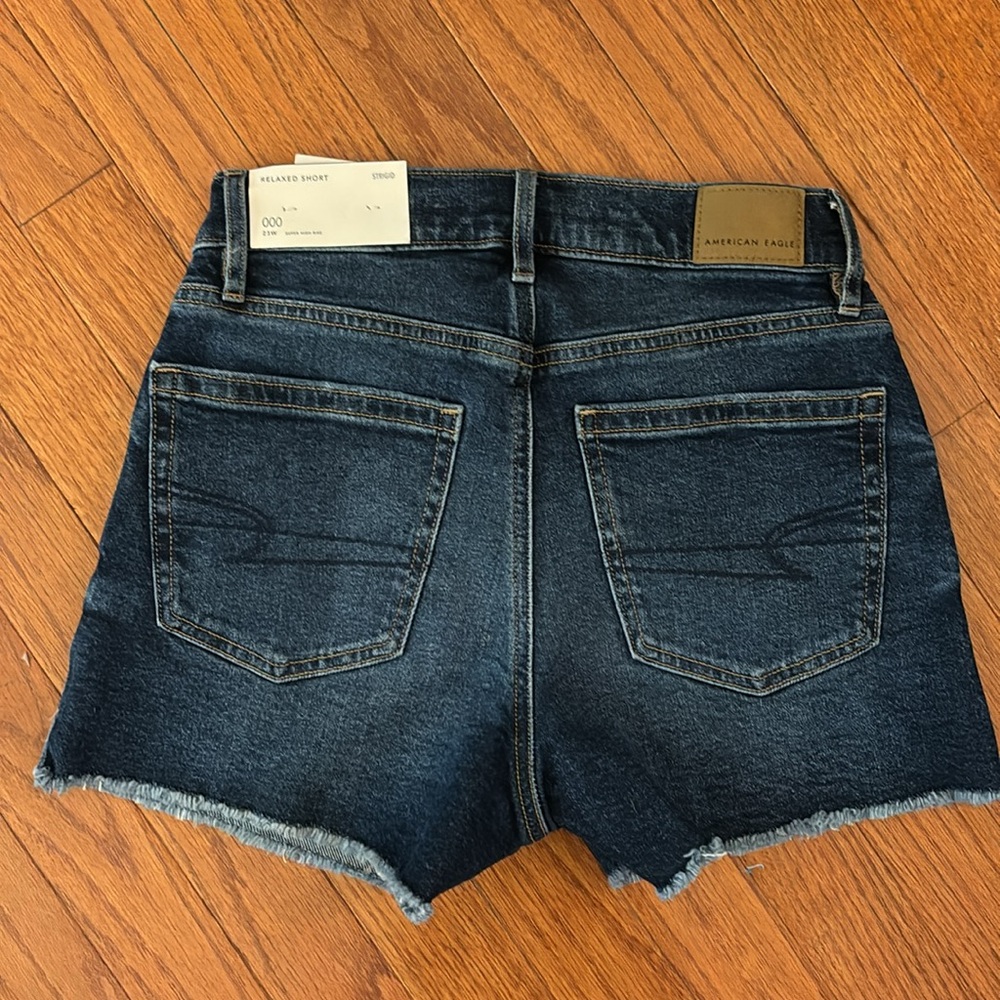 American eagle jean shorts- relaxed short strigid--- never worn! - Picture 3 of 3